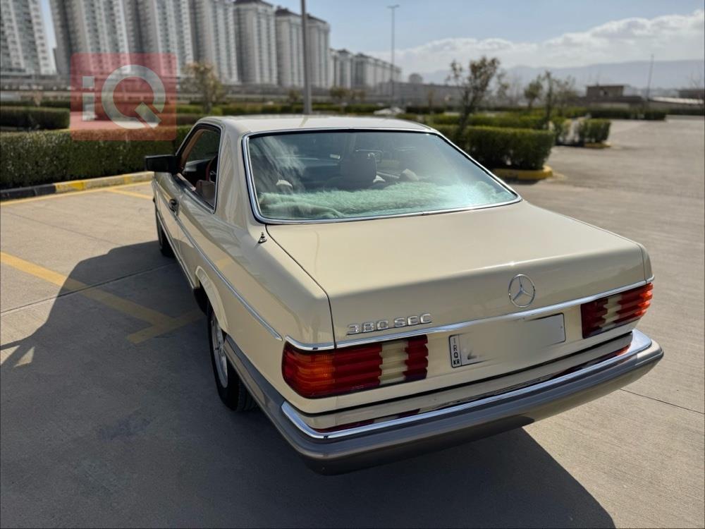 مرسيدس بنز SEC